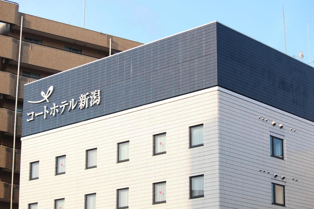 Court Hotel Niigata Exterior photo