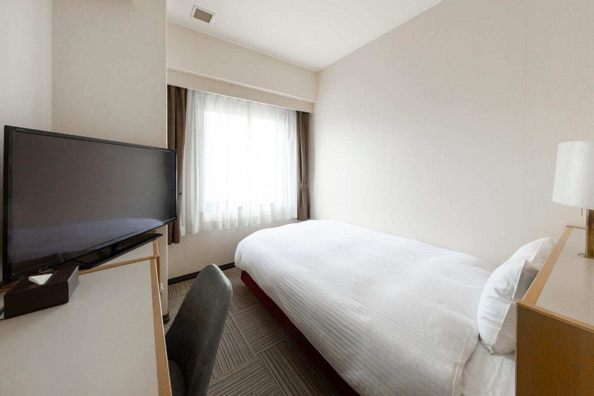 Court Hotel Niigata Exterior photo