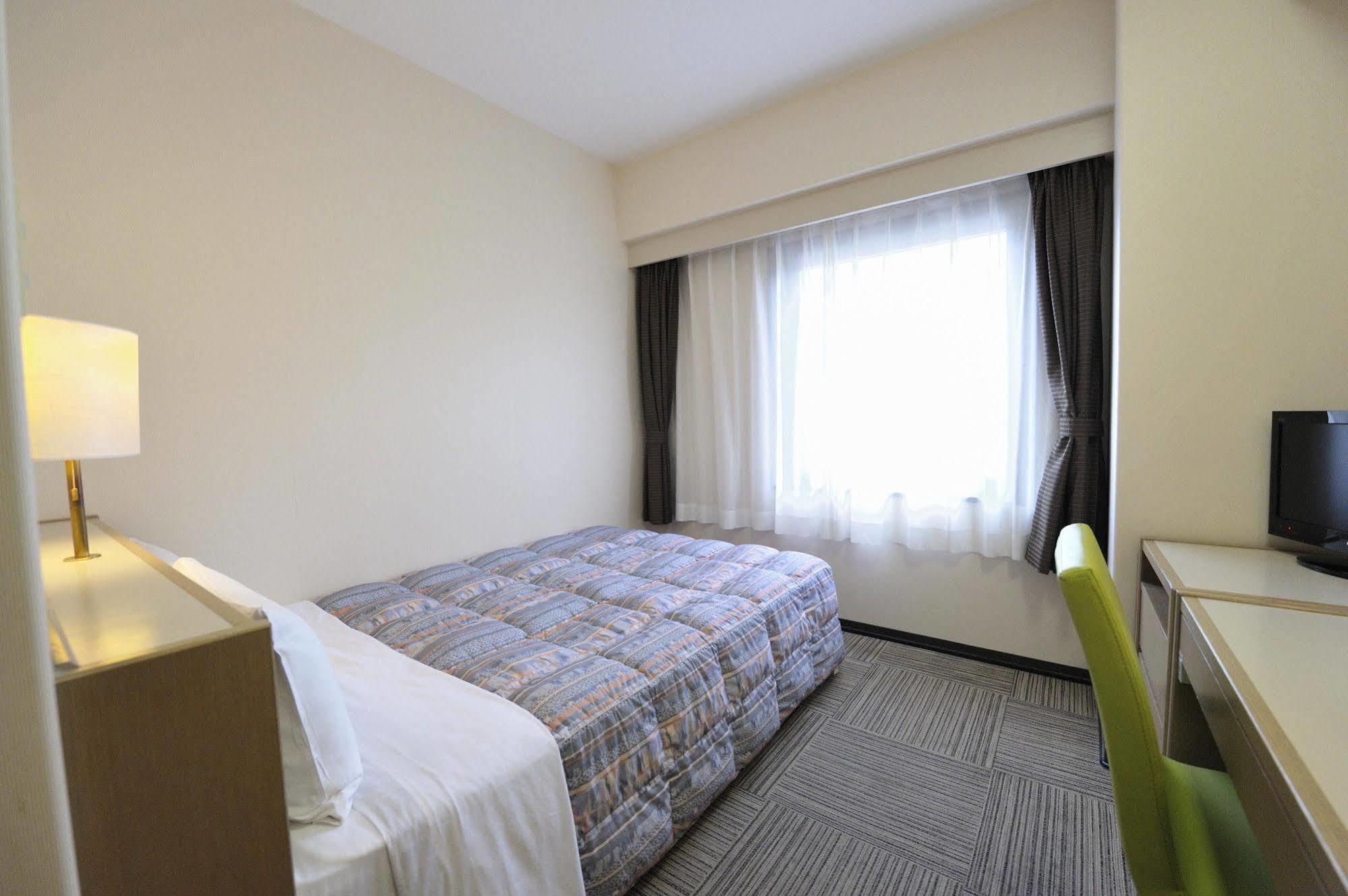 Court Hotel Niigata Exterior photo